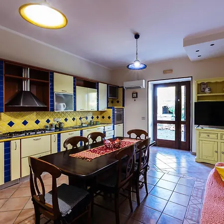 Anna Maria - Telese Amorosi